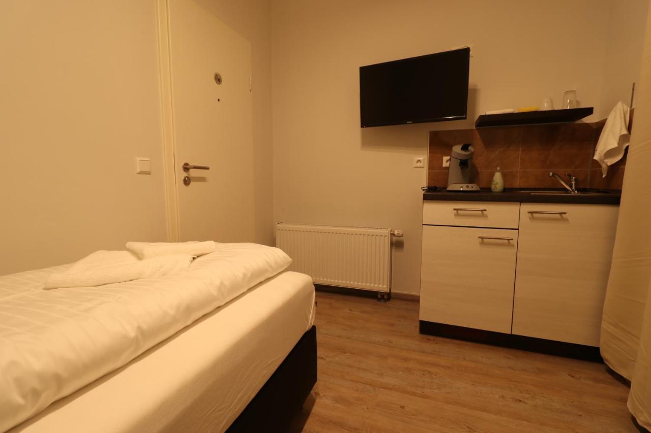 Schiller Pension Bielefeld Exterior photo